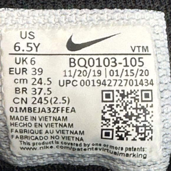 Nike Kids Sneakers - Blue, Black, White, Teal - Picture 10 of 10